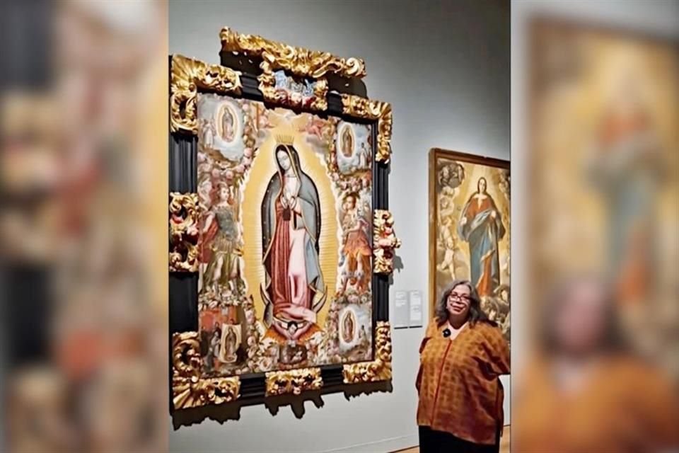 Kuratorka Paula Mues Orts przed jednym z dzieł w Muzeum Prado.