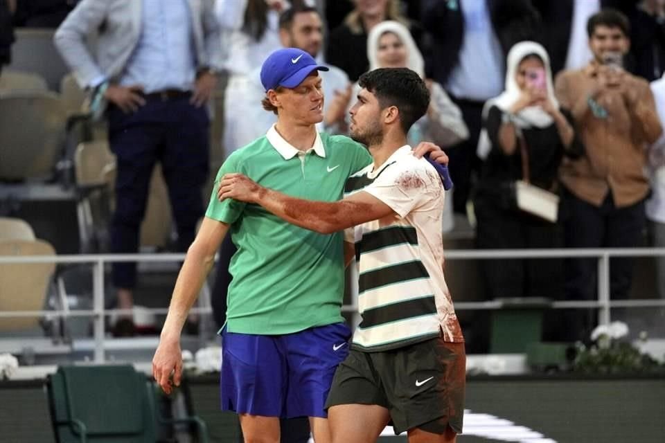 Carlos Alcaraz y Jannik Sinner jugaron la Final de Roland Garros, que ganó el español.