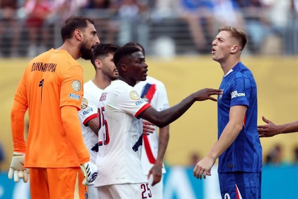 Liam Delap sacó de sus casillas a los rivales.