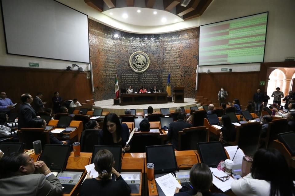La iniciativa de Canales fue aprobada en el Congreso con el respaldo de diputados de Morena, PRI, Hagamos, Futuro, PT y el legislador sin partido Alejandro Puerto.