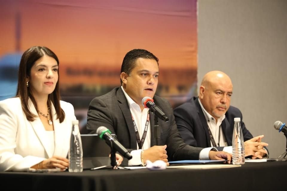 Presentación del nuevo Director del Aeropuerto de Guadalajara.