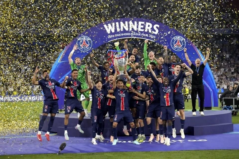 El PSG aún aspira a tres títulos esta temporada.