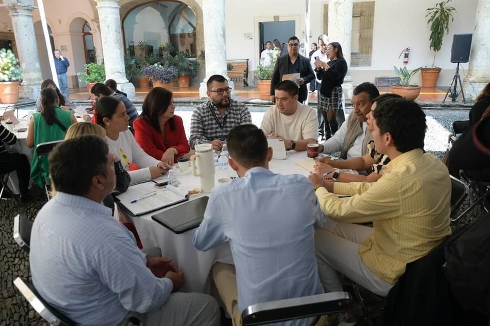 Este miércoles iniciaron en Congreso local mesas de trabajo como parte de una iniciativa que busca regular el uso de Internet.