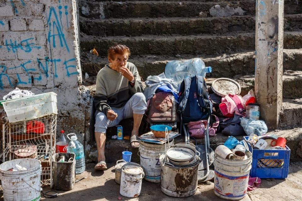 Conforme pasan las horas, los daños se hacen más evidentes.