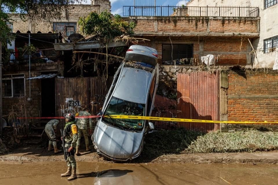 Zapopan podría emitir una declaratoria de emergencia para acceder al Fondo Estatal de Desastres Naturales, debido a los daños de la tormenta del martes.