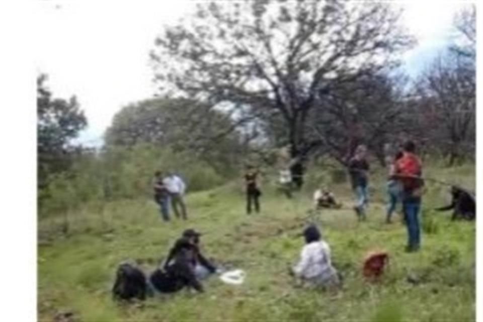 Familiares de personas desaparecidas regresarán a hacer otra búsqueda a las faldas del cerro en San Ignacio Portes Gil, de Ahualulco del Mercado.