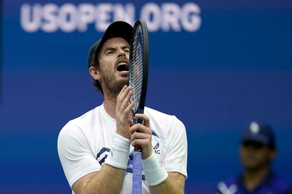El escocés Andy Murray alargó a cinco sets su choque ante el número tres del mundo.