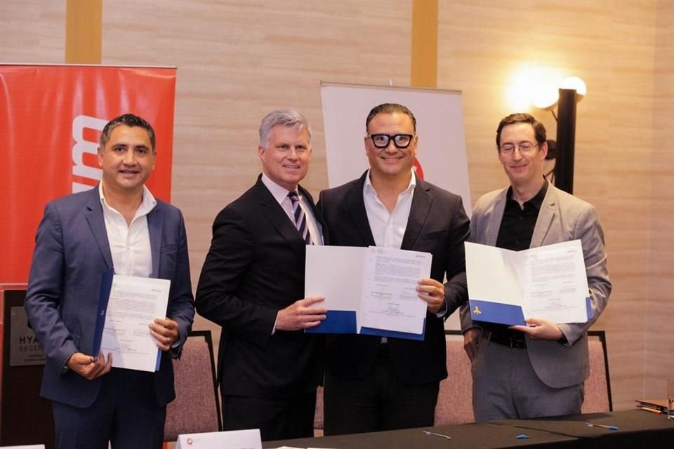 La SEDES, la AEEJ y Solfium impulsarán el uso de sistemas fotovoltaicos en sectores residencial, comercial e industrial del Estado.