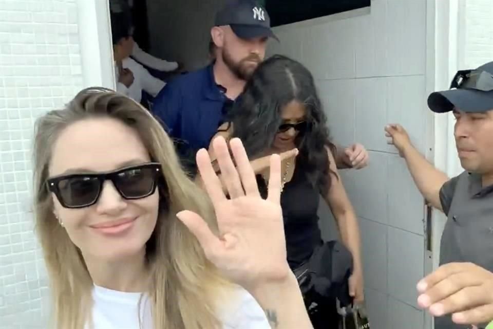 Ante preguntas sobre posibles proyectos en la región, Hayek fue clara y dijo que no.