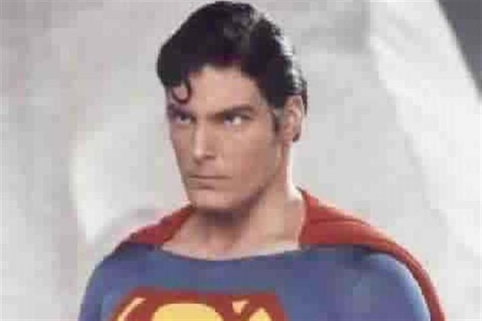 Christopher Reeve marcó época como Superman y fue un atleta ejemplar, pero su vida acabó postrado y con respiración asistida.