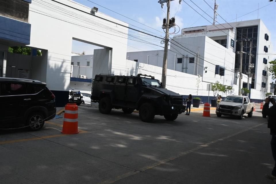 Un sujeto detenido por el asesinato de Librado de la Torre Campos fue llevado a Puente Grande.