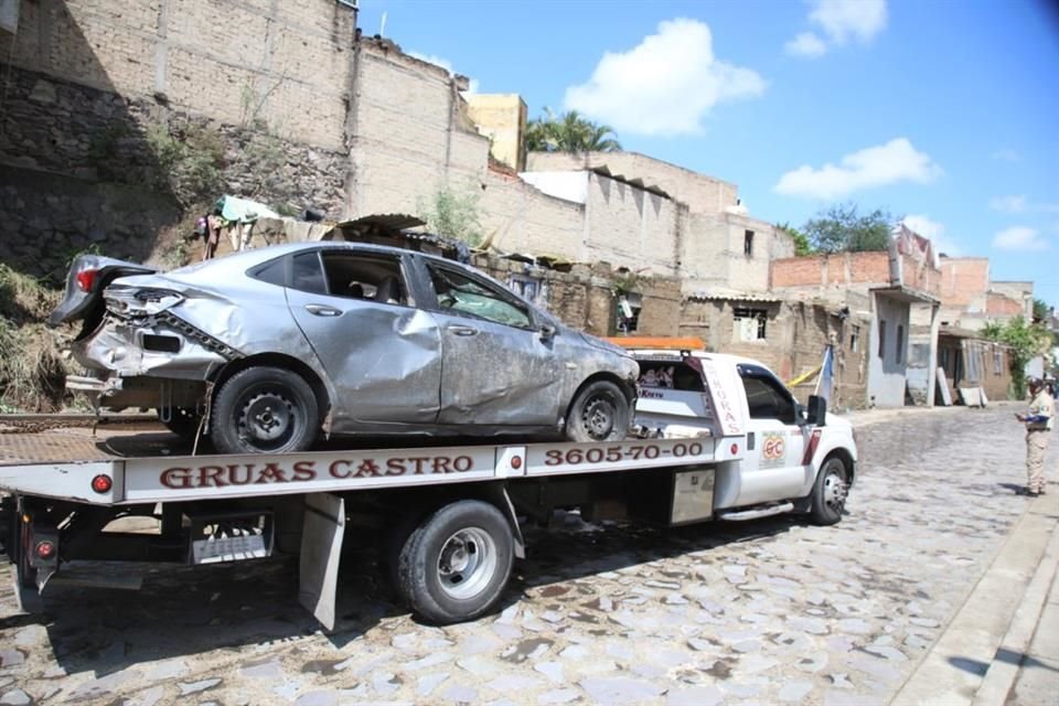 Las fuertes lluvias han causado pérdidas totales en utomóviles de la ZMG.