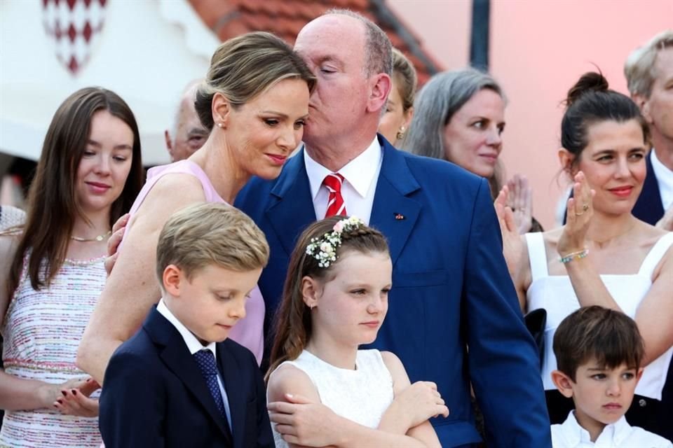 La Princesa, de 47 años, asistió junto a Alberto y sus gemelos de 10 años, Jacques y Gabriella.