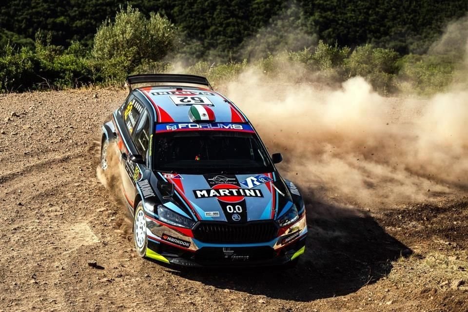Miguel Granados tiene dos victorias en el WRC2 Masters Cup y lleva 18 puntos de ventaja como líder de la competencia.