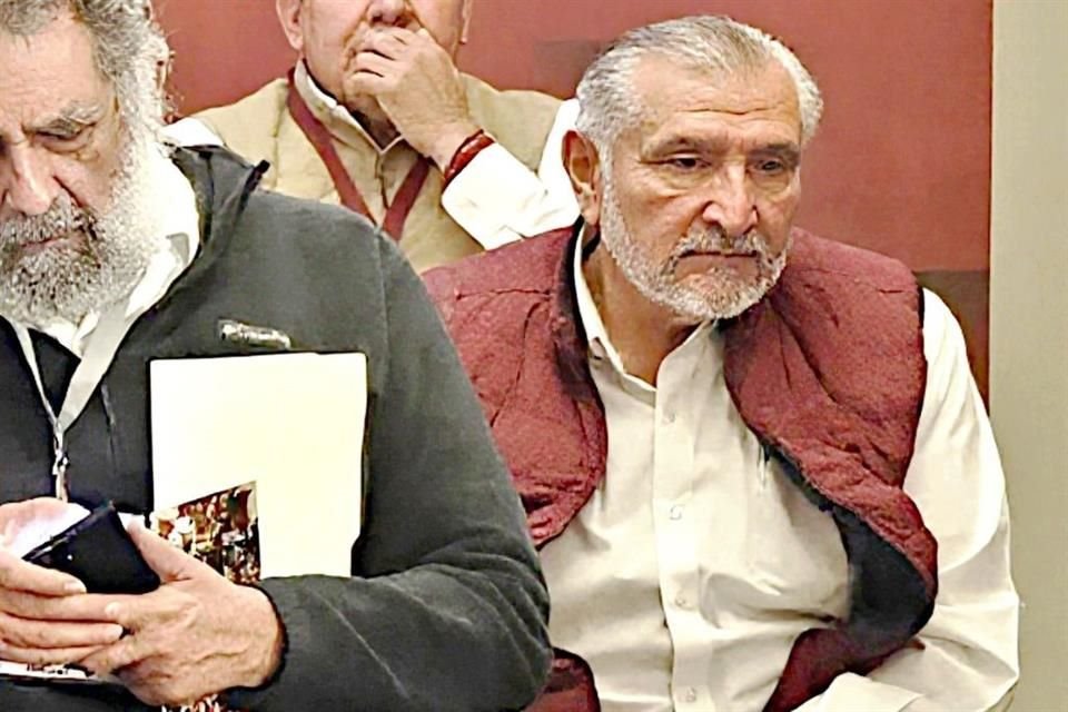Aunque nadie se deslindó abiertamente de él, el tabasqueño Adán Augusto López fue el personaje incómodo del Consejo Nacional de Morena.
