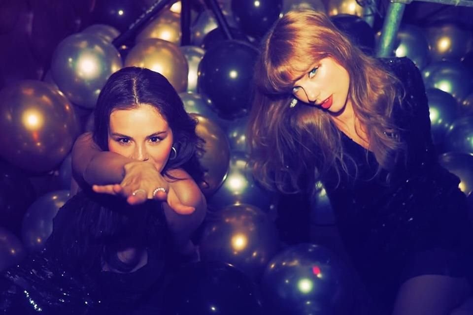 Celebra Selena Gomez su cumpleaños 33 al lado de su prometido, Benny Blanco, y su mejor amiga, Taylor Swift, en el Hollywood Roosevelt Hotel.