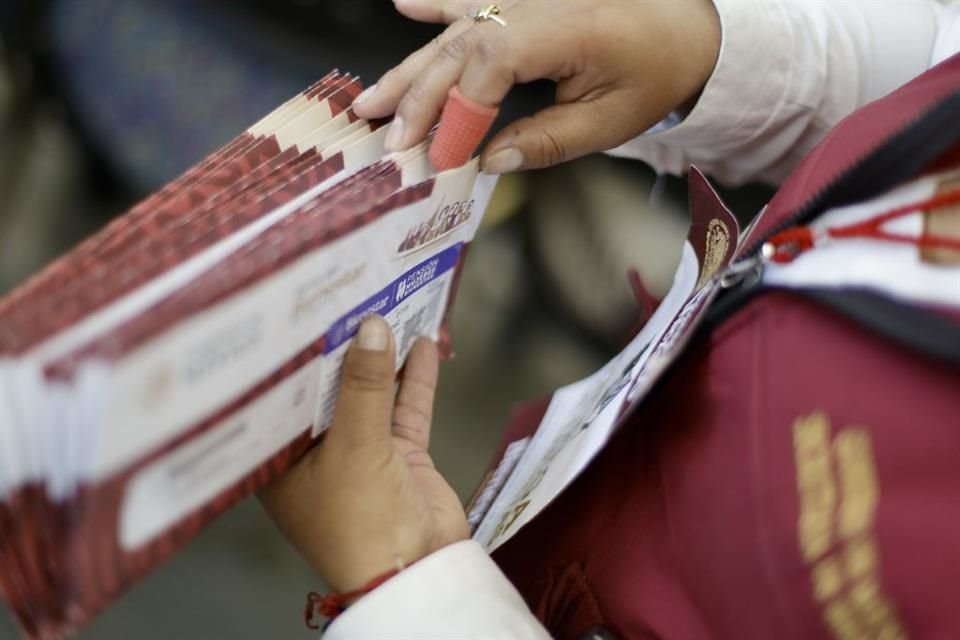 La Secretaría del Bienestar ampliará la pensión Mujeres Bienestar desde los 60 años. Te decimos dónde y cuándo registrarse.