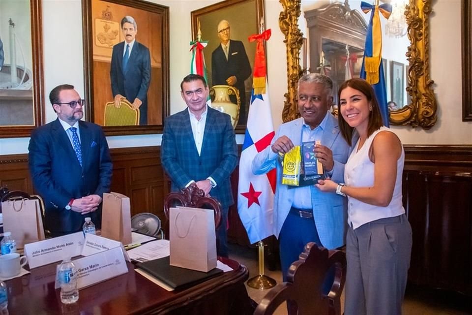 Gobierno de Jalisco recibió a funcionarios de Panamá, en busca de ampliar exportaciones, atraer inversión y formar talento especializado.