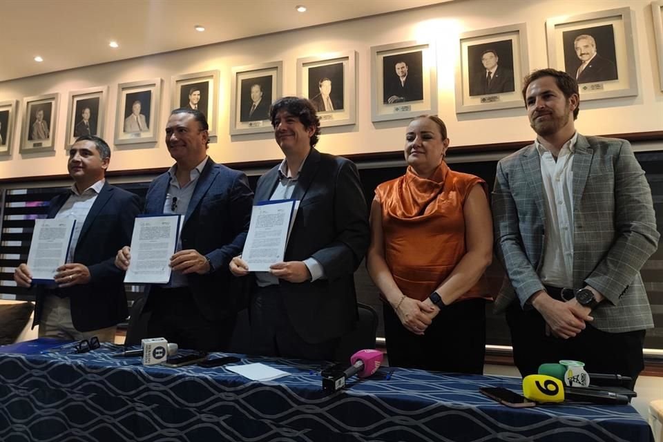La Secretaría de Desarrollo Energético Sustentable de Jalisco y la APIEJ realizarán estudios energéticos en parques industriales.