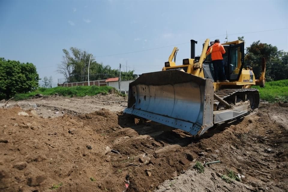 Arranca Tlajomulco la construcción de vaso regulador en el corredor López Mateos, con el que se busca mitigar inundaciones.