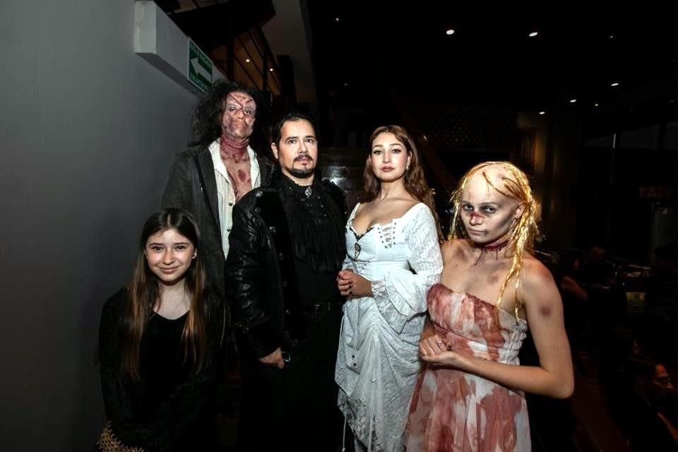 Parte del cast di Frankenstein Opera & Metal Musical.