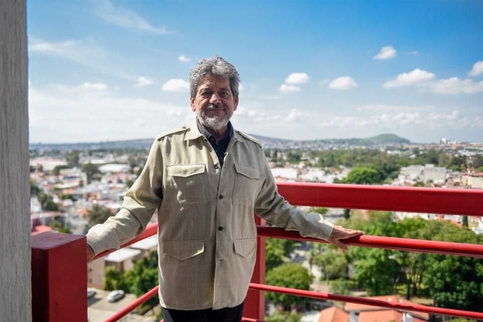 Por su labor y trayectoria en la industria en El Salto, además de su compromiso con la comunidad, René Calderón Bujdud recibirá la Medalla al Mérito Industrial.