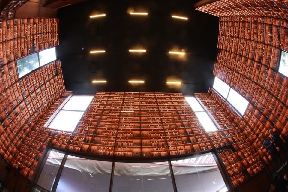 El museo Tequila Lab, ubicado en Zapopan, rompió el récord Guinness por la mayor cantidad de botellas de tequila en exhibición.