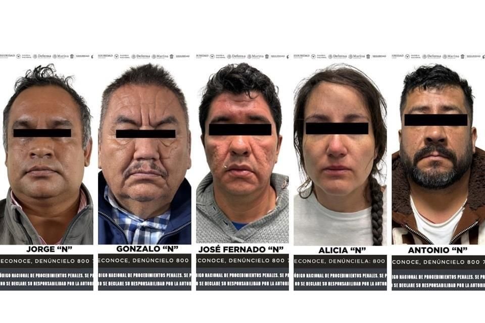 Los cuatro hombres y una mujer detenidos permanecen en penales del Estado de México.