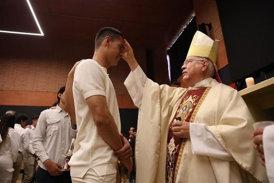 El portero Antonio Sánchez fue uno de los confirmados en el evento.