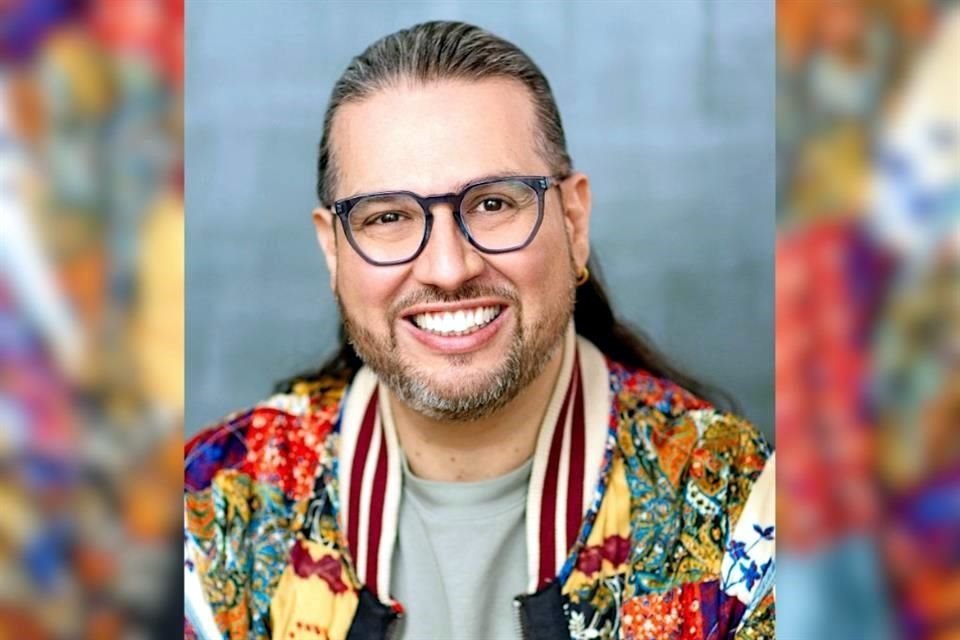 El artista regio Jaime Lozano promociona su disco 'Songs by An Inmigrant. Volumen 3'.