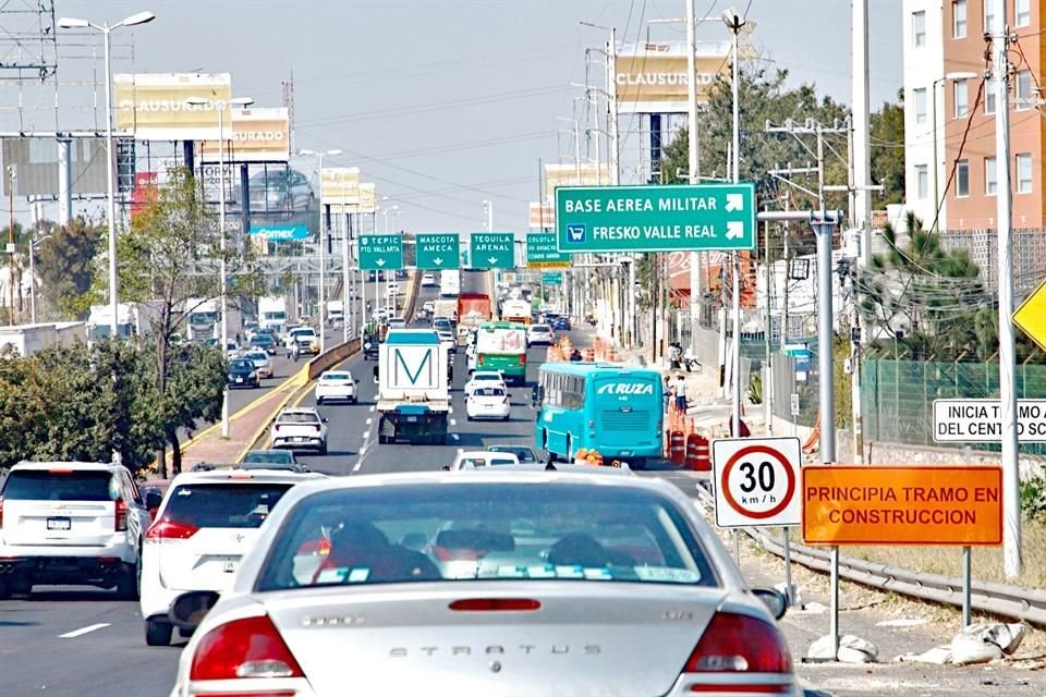 La SIOP anuncia que cambiará la carpeta asfáltica de la Avenida Aviación, en el tramo que va del cruce con Carretera a Nogales o Prolongación Vallarta.