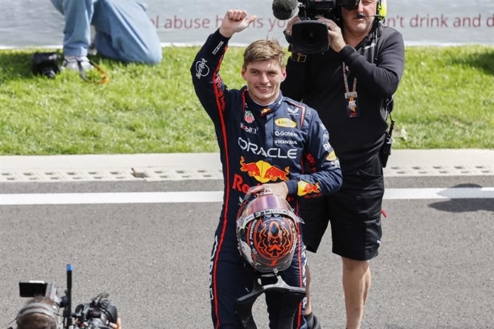 Bajo nuevo mando de Laurent Mekies en Red Bull, Max Verstappen ganó la Sprint Race del GP de Bélgica; Piastri y Norris completaron el podio.