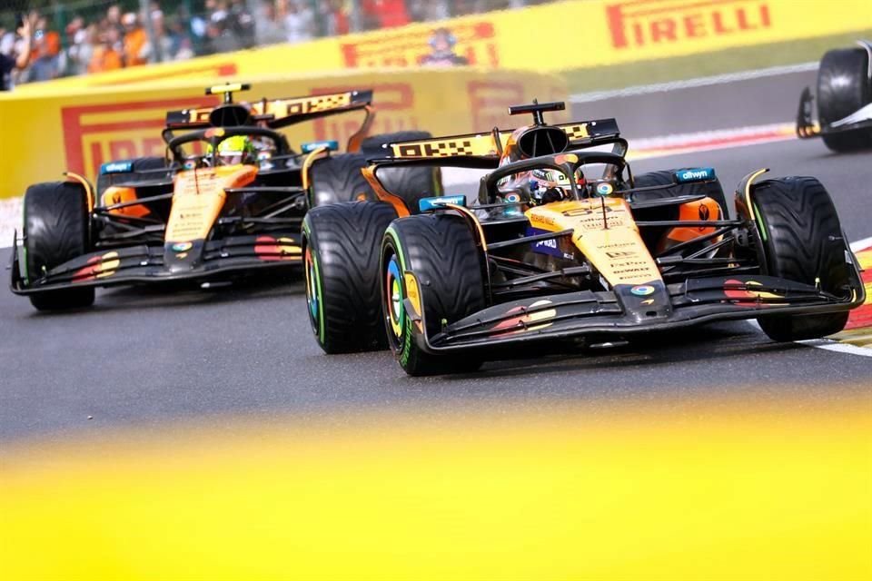 Oscar Piastri soportó la presión de Lando Norris y ganó el GP de Bélgica.