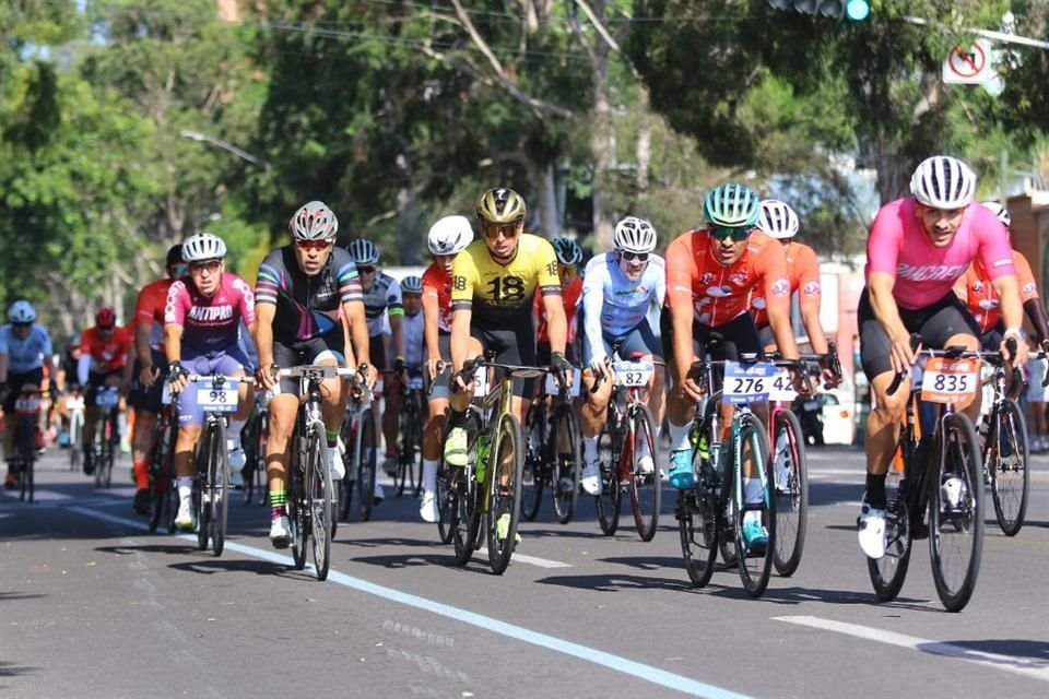 Gran Giro de Guadalajara 2025, carrera ciclista con una longitud de 75  kilómetros por vuelta.
