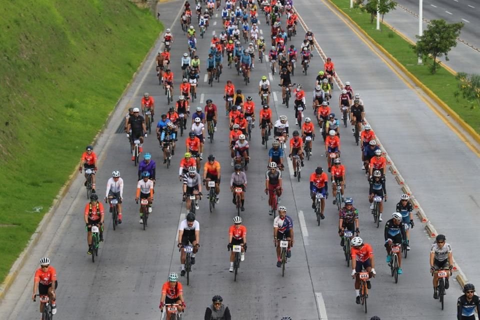 Gran Giro de Guadalajara 2025, carrera ciclista con una longitud de 75  kilómetros por vuelta.