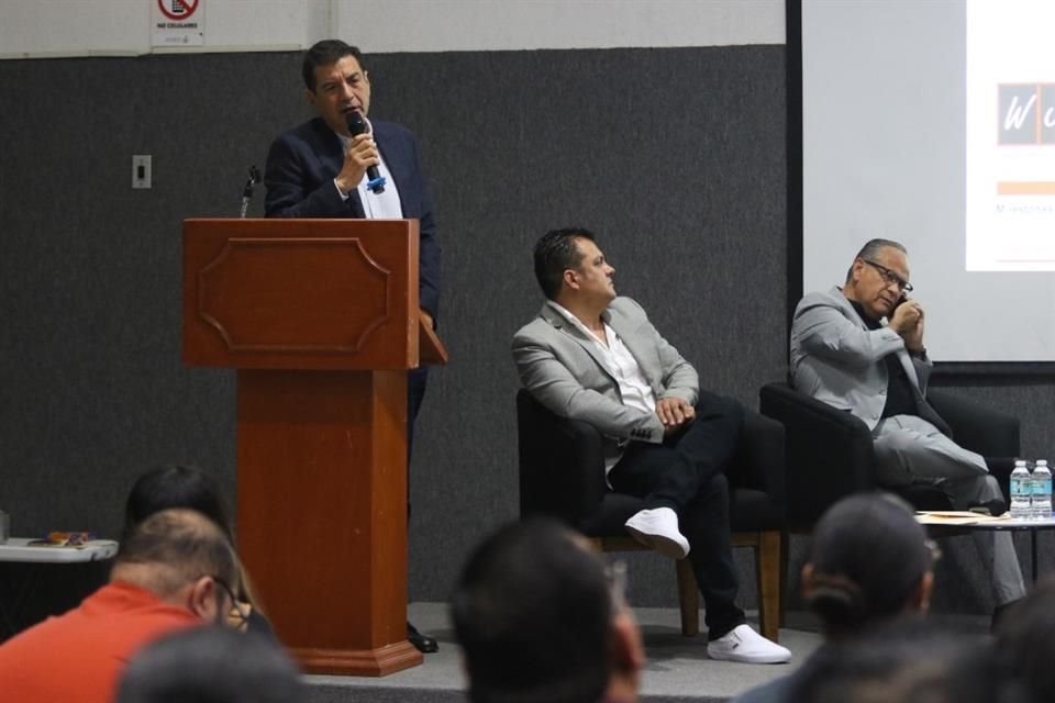 Foro sobre medidas tomadas por la Secretaría de Salud Jalisco en el control de la hepatitis.