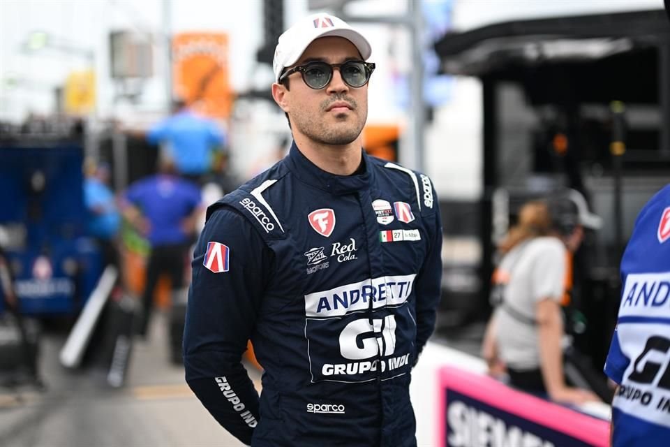 Contra la adversidad, Salvador de Alba Jr. remontó en la pista de Laguna Seca, pero obtuvo un importante Top 10 para el Andretti INDY NXT.