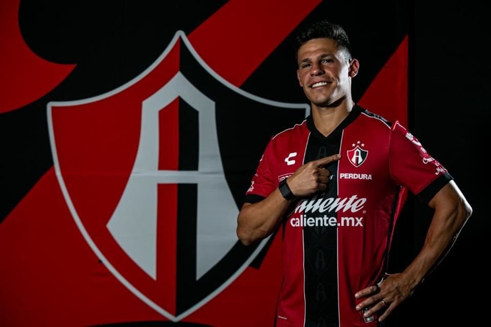 Ponchito González está feliz en su segunda etapa con Atlas y reafirma su compromiso con el equipo que lo enamoró desde su niñez.