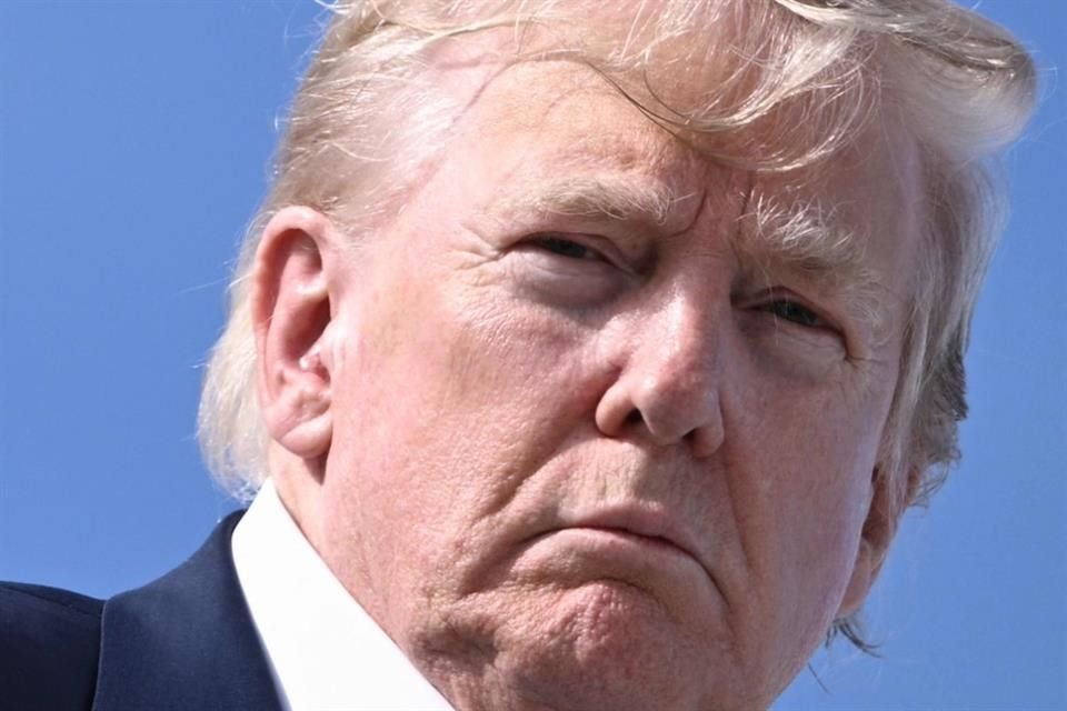 El Presidente Donald Trump aborda el Air Force One el 29 de julio del 2025.