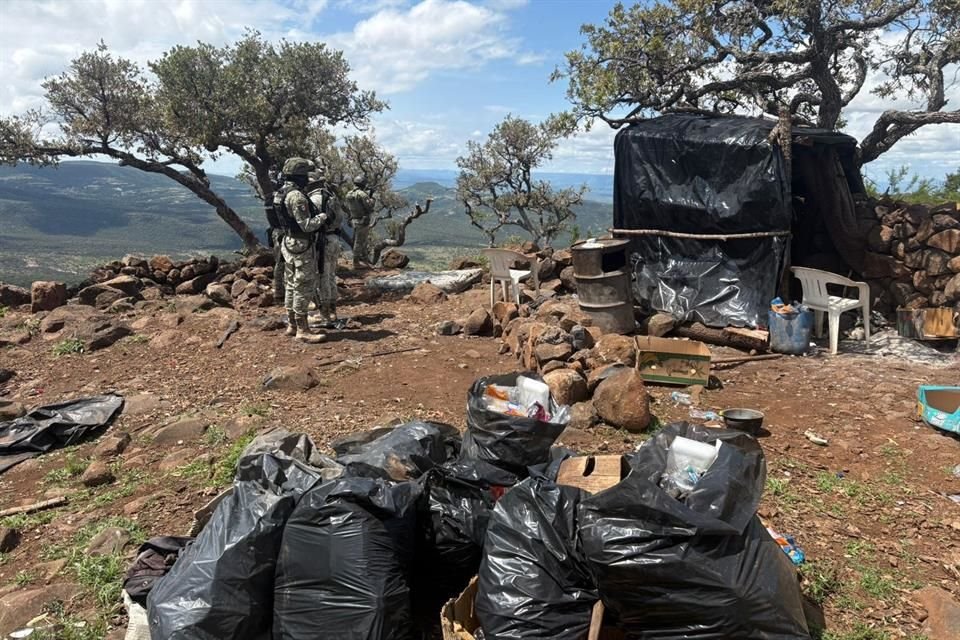 El narcocampamento se encontró la localidad de Huejuquilla El Alto, entre los límites de Jalisco y Zacatecas.