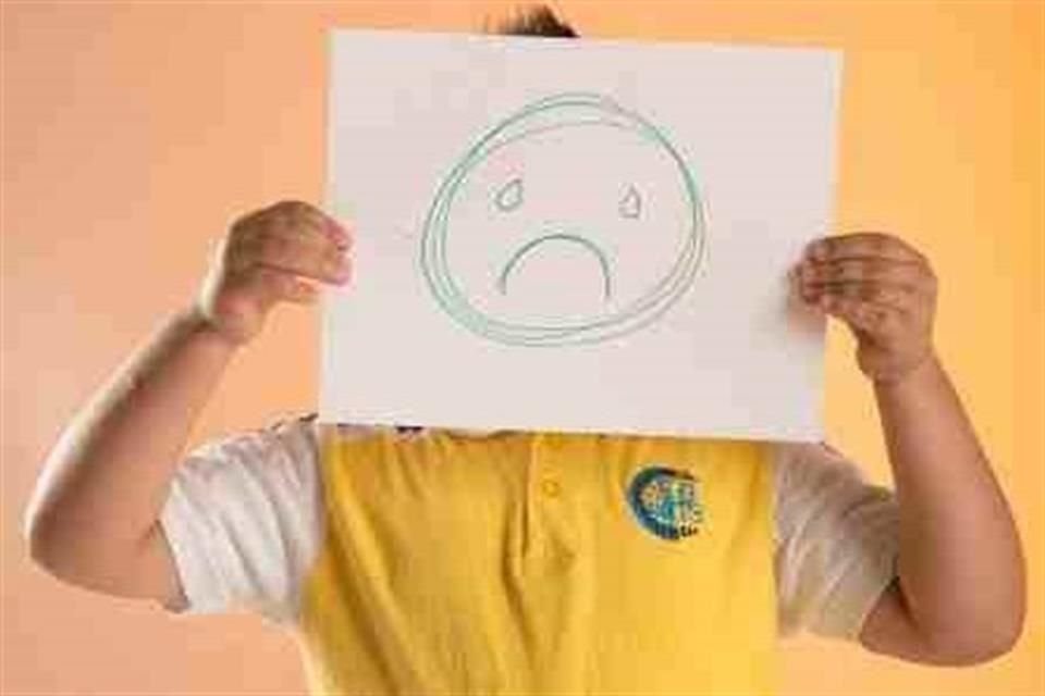 En los últimos seis años la SEJ ha capacitado a más de 21 mil personas de la estructura educativa para atender violencias como bullying.