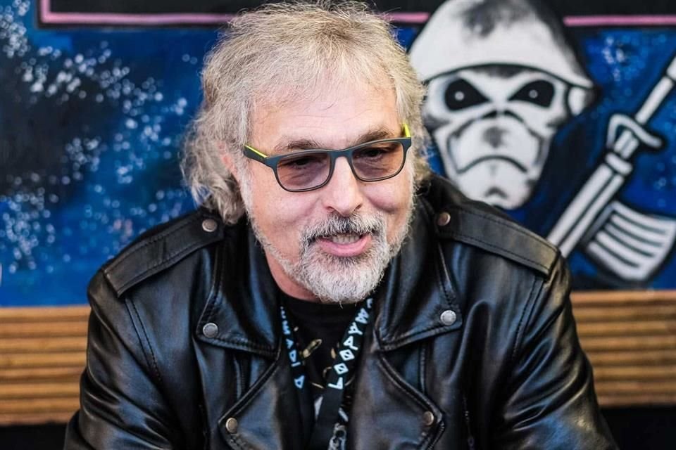 Paul Mario Day, primer vocalista de Iron Maiden, falleció a los 69 años; la banda MORE confirmó la noticia y recordó su legado en el rock.