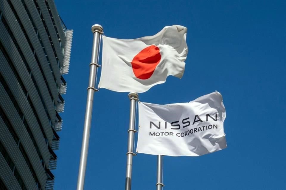 Nissan prevé un impacto de 300 mil millones de yenes por los aranceles, una reducción con respecto a la estimación anterior de 450 mil millones.