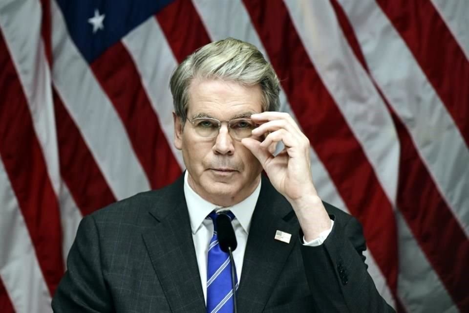 El secretario del Tesoro de Estados Unidos, Scott Bessent, pidió un renovado escrutinio de la Fed, incluyendo su poder para fijar las tasas de interés.