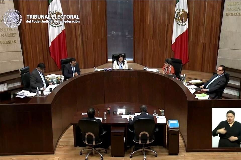 El criterio adoptado por mayoría en la Sala Superior aplicará para los otros aspirantes que impugnaron.