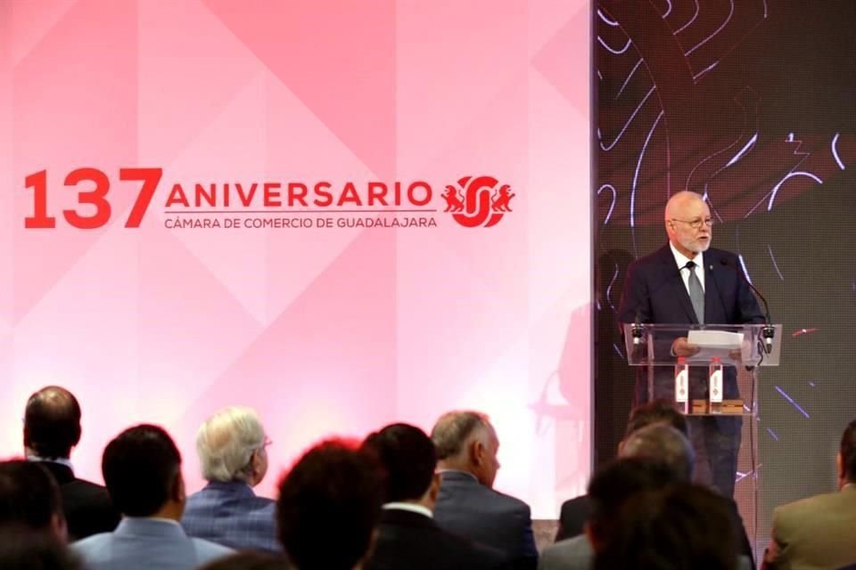 Trinidad Padilla López, presidente de la FIL.