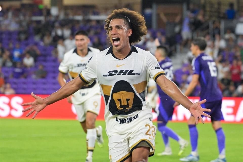 Carrasquilla marcó el gol del empate para los Pumas.