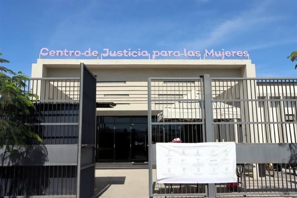 Durante el primer semestre de 2025, en los Centros de Justicia para las Mujeres recibieron atención un total de 10 mil 247 víctimas de violencia.