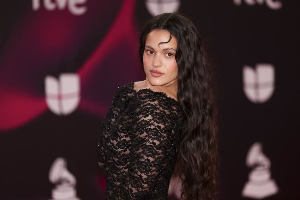 Rosalía.
