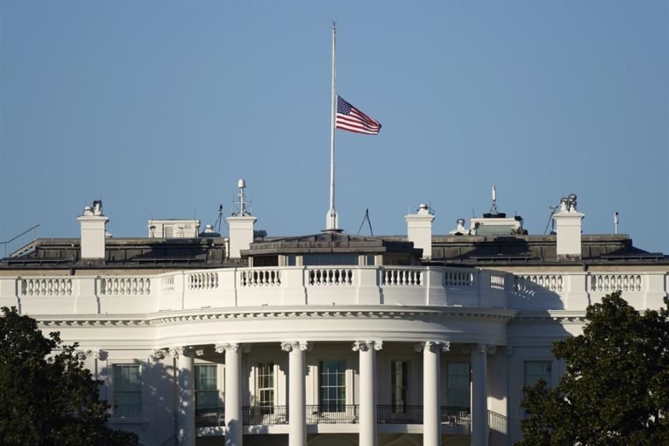 Donald Trump construirá un salón de baile en la Casa Blanca que constará 200 millones de dólares y será financiado por él y otros donadores.